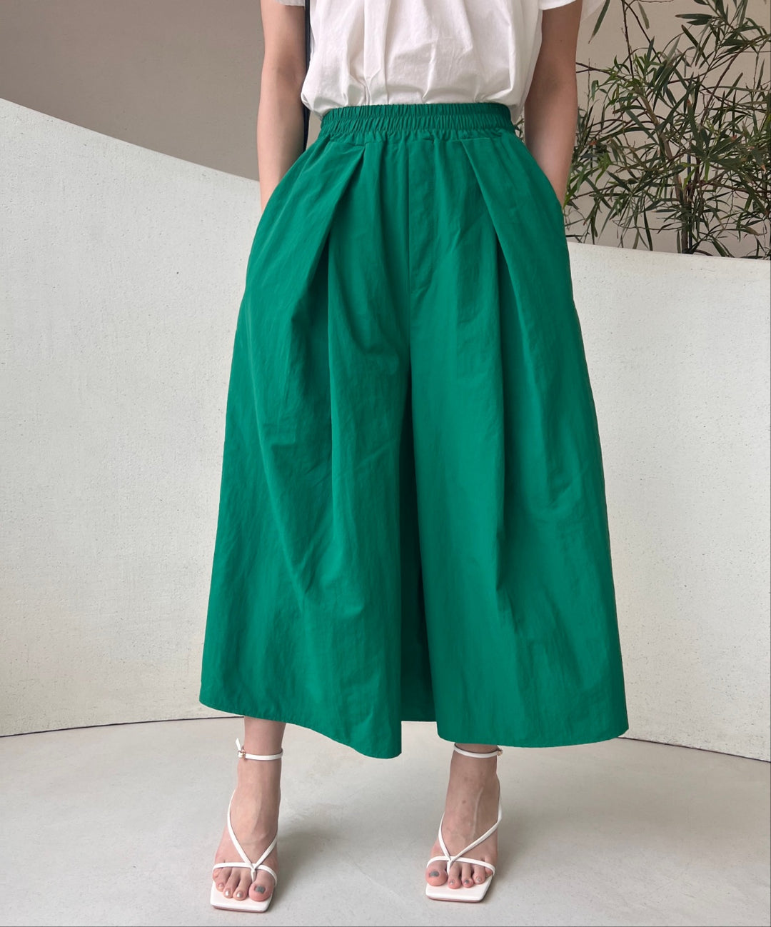 Nylon Full Wide Skirt