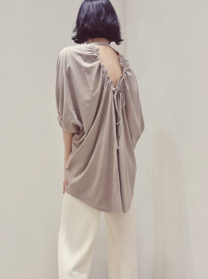 Heart Back Open Long T-shirt Blouse